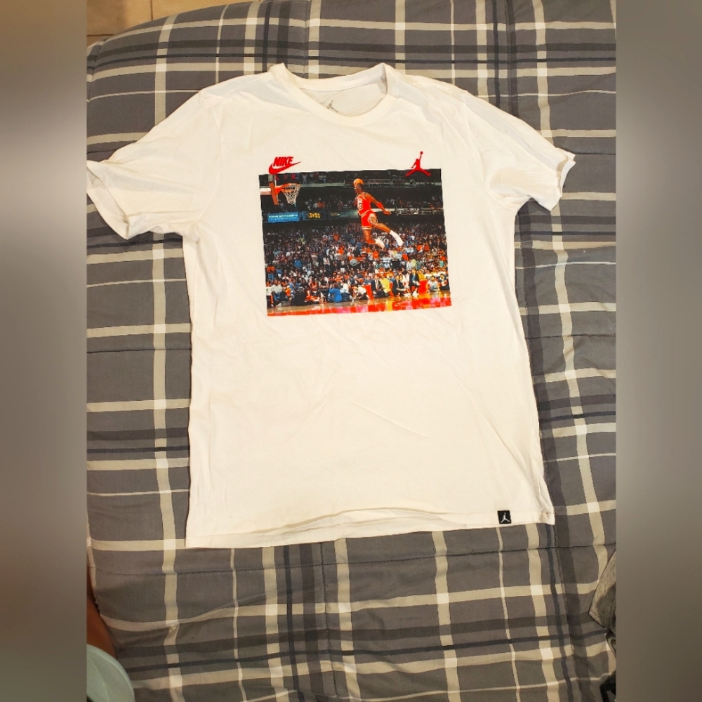 Mens t shirt